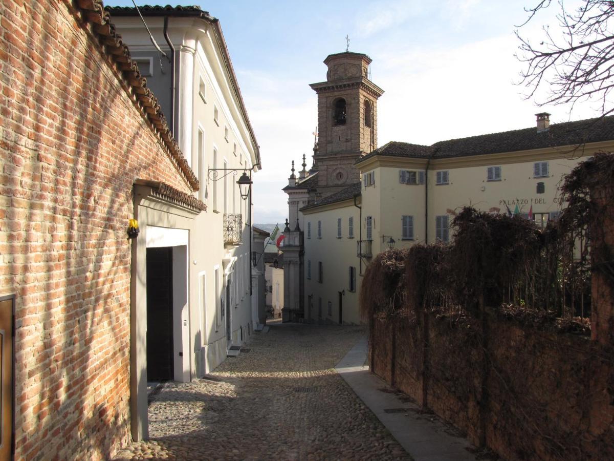 Alla Torre - Nel Cuore Del Borgo Storico Castagnole delle Lanze Kültér fotó