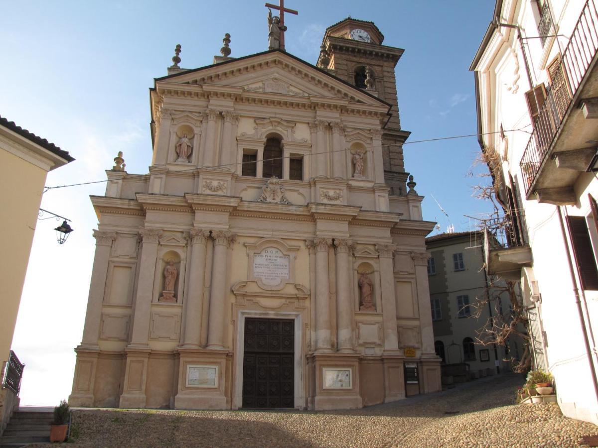 Alla Torre - Nel Cuore Del Borgo Storico Castagnole delle Lanze Kültér fotó